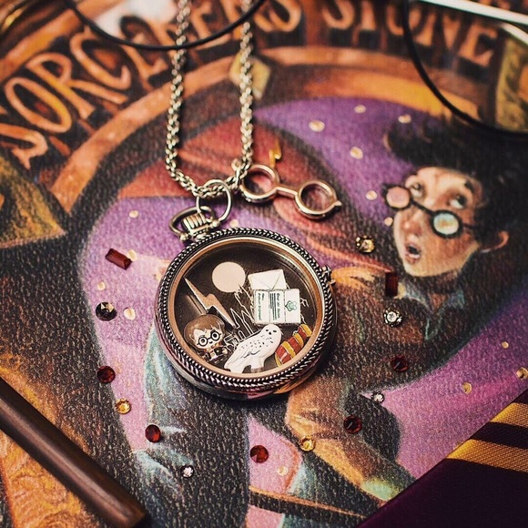 Origami Jewelry - Picture 1 of 1